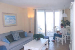 Stregis2011living002.jpg
