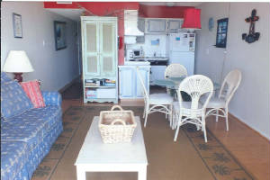 TSdunes2013livingroomkitchen.jpg