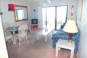 topsail2012livingroom.jpg